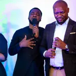 1ere-edition-d-horeb-benny-blessed-et-des-chantres-de-renom-frappent-un-grand-coup