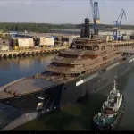 rev-ocean-le-plus-grand-yacht-du-monde-aura-pour-mission-de-depolluer-les-oceans