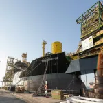 petrole-production-du-gisement-baleine-le-navire-fpso-en-route-pour-la-cote-d-ivoire