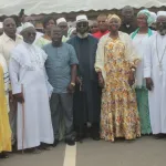 abobo-des-fideles-chretiens-rendent-hommage-au-maire-kandia-camara-pour-ses-actions-de-developpement