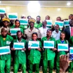 projet-thimo-des-cheques-remis-aux-jeunes-beneficiaires-de-tanda