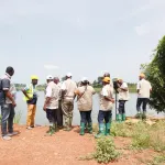 pa-psgouv-la-coordination-generale-et-la-delegation-de-la-bad-visitent-des-fermes-piscicoles-en-construction