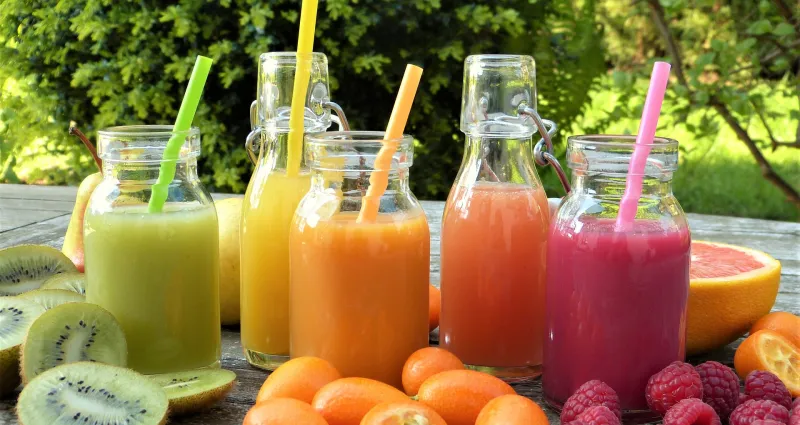 boire-du-jus-de-fruits-le-matin-bonne-ou-mauvaise-idee