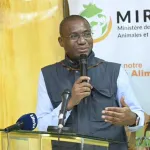 soubre-le-ministre-sidi-toure-a-lance-le-projet-de-conservation-de-la-biodiversite-halieutique