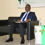jacques-assahore-invite-d-une-master-class-de-l-uao-j-achetais-une-bougie-pour-etudier