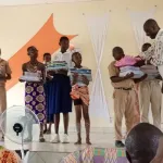 journee-de-l-excellence-a-tiassale-des-eleves-et-enseignants-primes-pour-leurs-performances