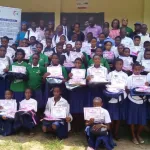 n-douci-une-ong-sensibilise-contre-les-grossesses-en-milieu-scolaire-et-recompense-les-meilleures-eleves-filles