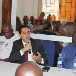 phase-pilote-enlevement-et-recyclage-des-huiles-usagees-a-abobo-des-explications-fournies-aux-artisans