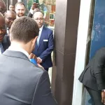 equipements-et-dispositifs-medicaux-le-ministre-de-la-sante-pierre-dimba-inaugure-un-showroom-medical