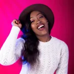 entre-carriere-professionnelle-et-carriere-musicale-la-chanteuse-teety-fait-un-choix-definitif