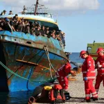 9-egyptiens-presumes-coupables-de-la-mort-de-82-migrants-dans-un-naufrage-en-grece-risquent-la-prison-a-vie