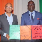 des-documents-afferents-a-une-proposition-de-loi-d-amnistie-pour-gbagbo-remis-a-son-fils