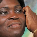 incident-survenu-a-l-aeroport-avec-laurent-gbagbo-il-s-est-passe-des-choses-tres-vilaines-relate-simone-gbagbo