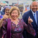 fetes-des-meres-a-adzope-2023-dominique-ouattara-gate-les-femmes-de-la-me-en-presence-de-patrick-achi