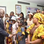 traitement-des-maladies-cardiaques-l-etat-ivoirien-accompagne-9-enfants-pour-une-operation-cardiaque-en-israel