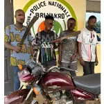 yamoussoukro-la-police-demantele-un-gang-specialise-dans-les-vols-de-motos-avec-violence