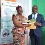 sante-le-ministre-pierre-dimba-lance-le-premier-bulletin-de-sante-publique-de-cote-d-ivoire