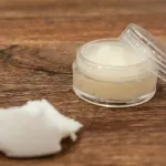 baumes-a-levres-4-manieres-prodigieuses-de-les-utiliser-autrement