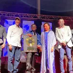 disque-d-or-pour-l-album-history-de-didi-b-avec-10-millions-de-cd-stickes-vendus-et-50-millions-de-streaming