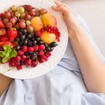 alimentation-5-fruits-a-eviter-avant-le-coucher-qui-vous-empechent-de-bien-dormir