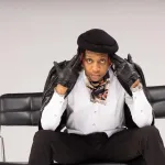 concert-du-12-aout-safarel-obiang-sera-en-duo-avec-tina-glamour-pour-rendre-hommage-a-arafat