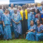 municipales-2023-fleur-ake-m-bo-esther-communie-avec-la-communaute-atchan-d-agboville