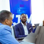 taekwondo-le-champion-olympique-cisse-cheick-sallah-signe-une-convention-de-partenariat-avec-un-operateur-mobile