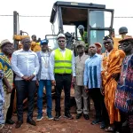 haut-sassandra-le-ministre-mamadou-toure-lance-les-travaux-de-reprofilage-des-routes-de-la-region