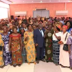 elections-municipales-a-koumassi-des-femmes-du-ppa-ci-apportent-leur-soutien-au-maire-cisse-bacongo