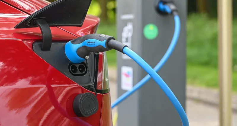 innovation-dans-le-transport-les-voitures-electriques-seront-elles-plus-ecologiques-que-les-voitures-thermiques