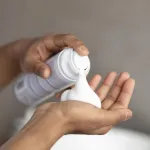 mousse-a-raser-3-utilisations-pour-tout-nettoyer-dans-la-maison