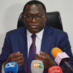 conference-de-presse-danho-paulin-les-voies-d-acces-au-stade-ebimpe-seront-terminees-a-la-fin-du-mois-de