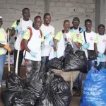 solibra-et-ses-partenaires-luttent-contre-l-insalubrite-et-collectent-des-dechets-plastiques-a-adjame