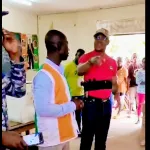 cote-d-ivoire-un-sous-prefet-demis-pour-irruption-armee-dans-un-bureau-de-vote