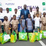 promotion-de-l-excellence-jacques-ehouo-recompense-les-meilleurs-eleves-de-la-commune-du-plateau