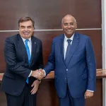 cooperation-le-premier-ministre-ivoirien-patrick-achi-et-la-commission-de-l-union-europeenne-se-concertent