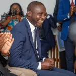 plateau-jacques-gabriel-ehouo-reelu-maire-de-la-commune-en-presence-d-un-parterre-de-personnalites