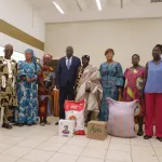 solidarite-les-familles-sinistrees-de-port-bouet-recoivent-une-assistance-de-plus-de-40-millions-fcfa