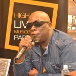 spectacle-john-kyffy-promet-la-magie-et-des-etincelles-ce-14-octobre-au-palais-de-la-culture