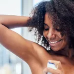 soin-corporelle-decouvrez-le-secret-inattendu-pour-eviter-les-odeurs-d-aisselles-toute-la-journee