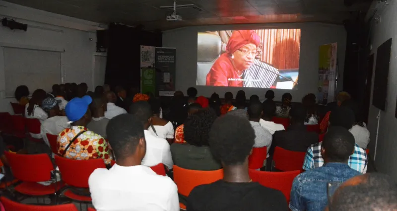 cine-droit-libre-les-jeunes-au-coeur-de-la-sensibilisation-pour-les-droits-humains-et-la-liberte-de-presse
