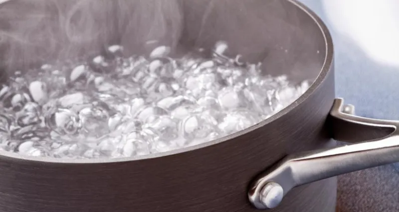 le-secret-bien-garde-comment-faire-bouillir-de-l-eau-en-un-eclair