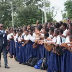 bouake-mamadou-toure-exhorte-les-eleves-du-lycee-djibo-sounkalo-a-embrasser-les-valeurs-civiques-et-citoyennes