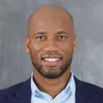 athletisme-didier-drogba-et-marie-josee-tah-lou-annonces-au-semi-marathon-2023-du-district-d-abidjan