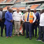 stade-olympique-d-ebimpe-mambe-et-les-techniciens-a-pieds-d-oeuvre-pour-offrir-une-infrastructure-de-qualite