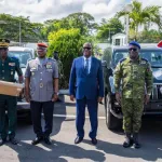 faci-tene-birahima-ouattara-remet-74-vehicules-et-du-materiel-informatique-a-la-gendarmerie-et-a-l-armee