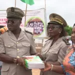 toumodi-le-padgs-distribue-9-244-manuels-scolaires-distribues-aux-eleves-de-l-iep