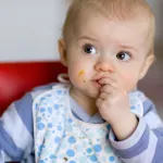 bebe-le-secret-bien-garde-pour-des-bavoirs-impeccables