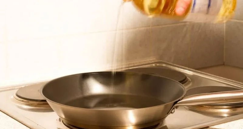 casseroles-en-inox-les-secrets-indispensables-des-grand-meres-pour-des-casseroles-en-inox-impeccables