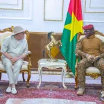 burkina-faso-l-icone-de-la-musique-manding-salif-keita-chez-le-capitaine-ibrahim-traore
